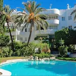Modern 2 Bedroom In Marbella Real