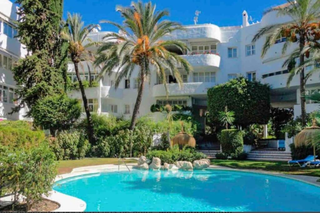 Apartment Modern 2 Bedroom In Real Marbella